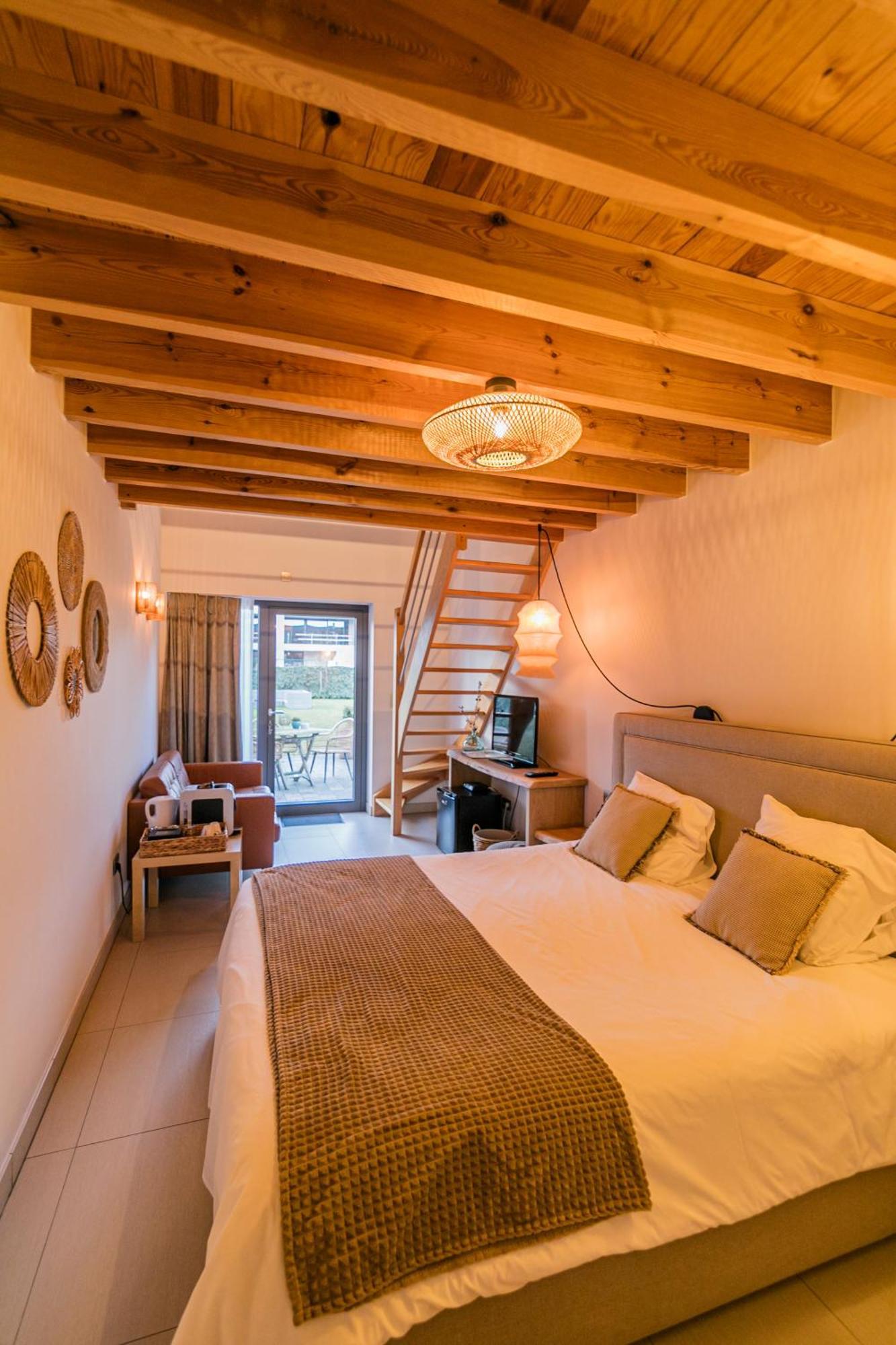 B&B Villa Curtricias Kortessem Esterno foto